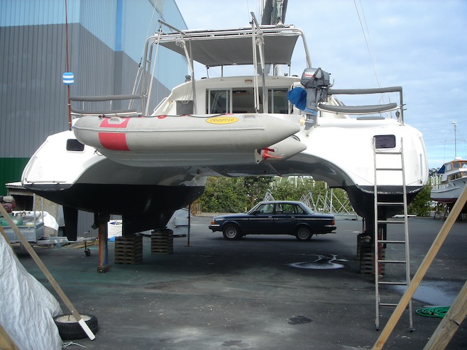 NZ Parking Lot Anchorage.JPG (130038 bytes)